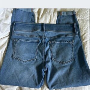 Women's Apt 9 Slimming Waist Mid Rise Medium Light Wash Straight Ankle Jean